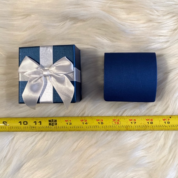 {3/$25} gift box set. Royal blue jewelry box set - Picture 6 of 7